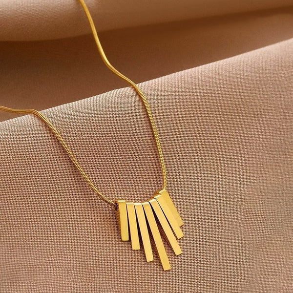 Stripe Glow – Gold Plated Anti Tarnish Stainless Steel Dangling Stripes Pendant