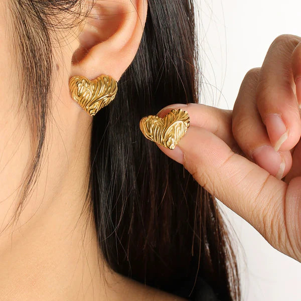 Luvora – Gold-Plated Anti-Tarnish Stainless Steel Heart Stud Earrings