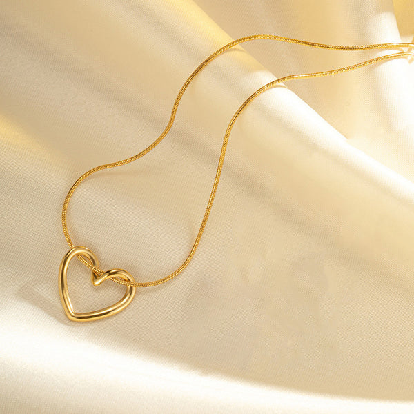 Elegant heart charm Pendant