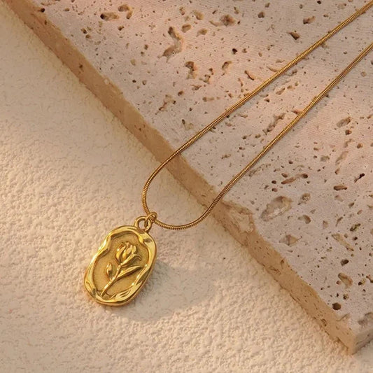 Highly detailed flower charm gold platted Pendant