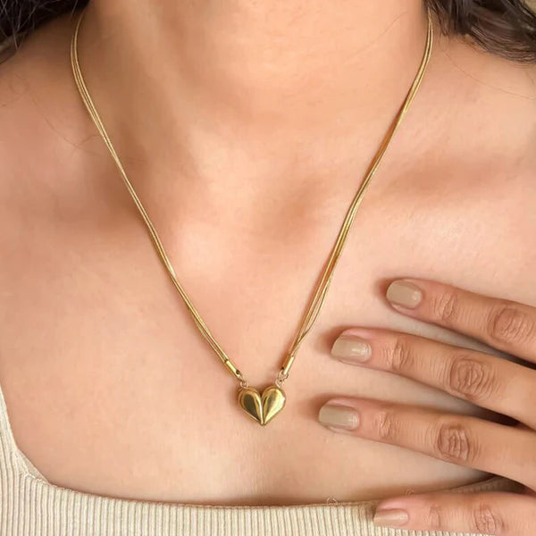 Cute heart magnetic golden pendant