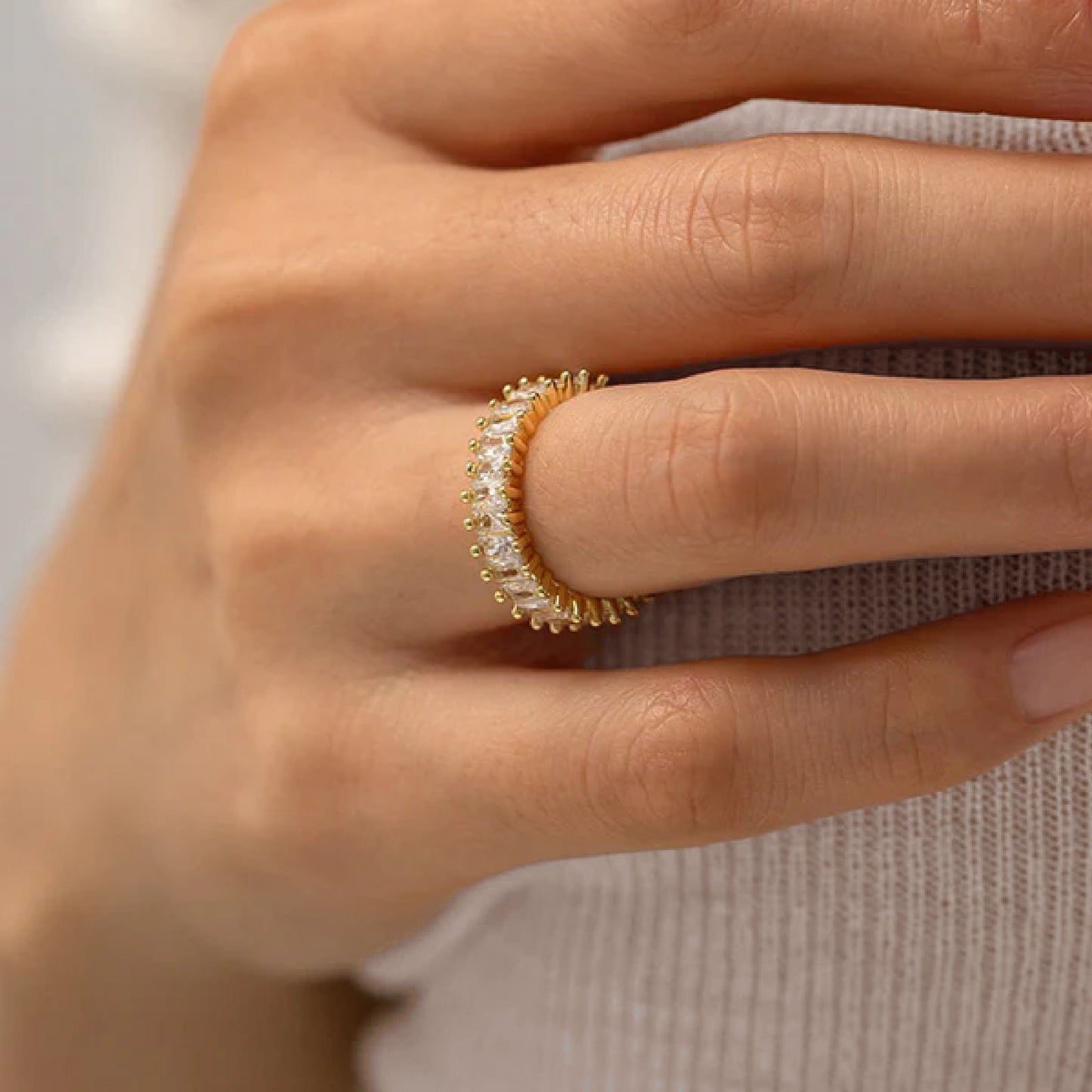 Elegant American diamond Golden Ring