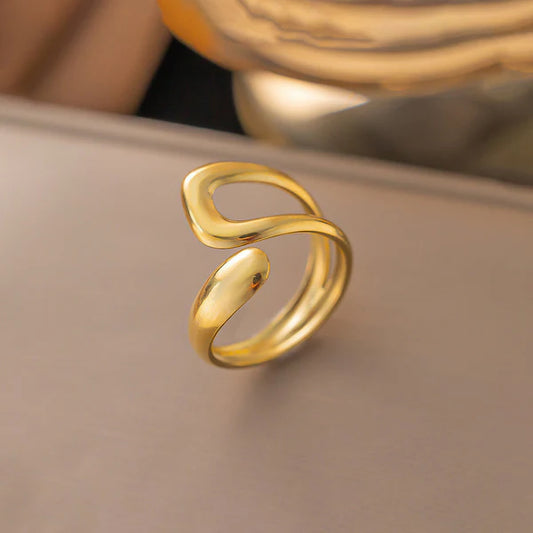 Golden Drift – Stainless Steel Anti-Tarnish Adjustable Contemporary Ring