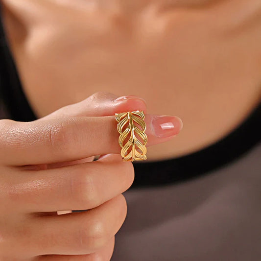 Veridian Wrap – Gold-Plated Contemporary Leaf Adjustable Ring