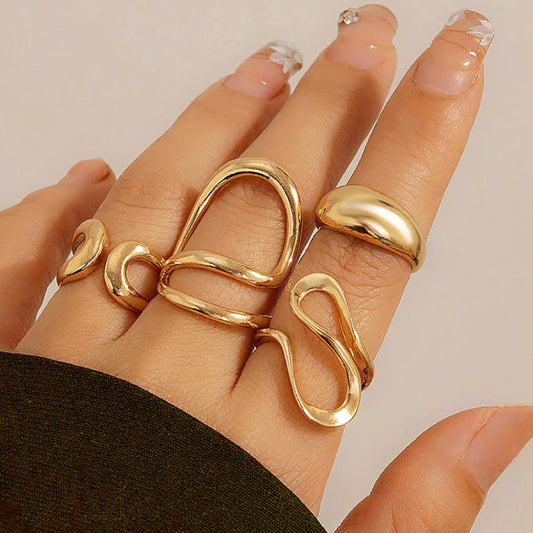 Gold platted rings set of 4