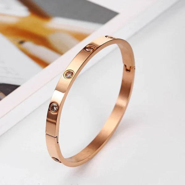 Rose Love – Stainless Steel Contemporary Rose Gold Plated Love AD Bracelet For Women