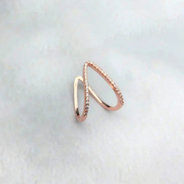 Vogue V – Rose Gold Plated V Shaped CZ Studded Adjustable Finger Ring